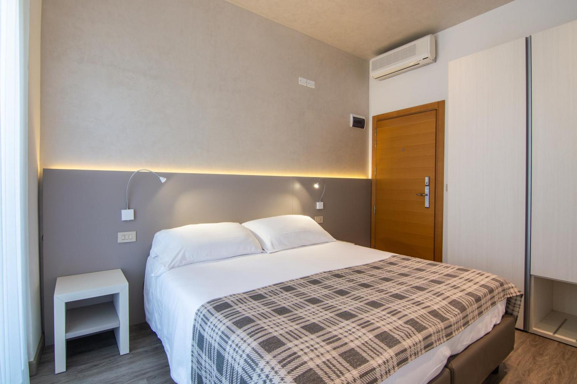 Hotel Montecarlo