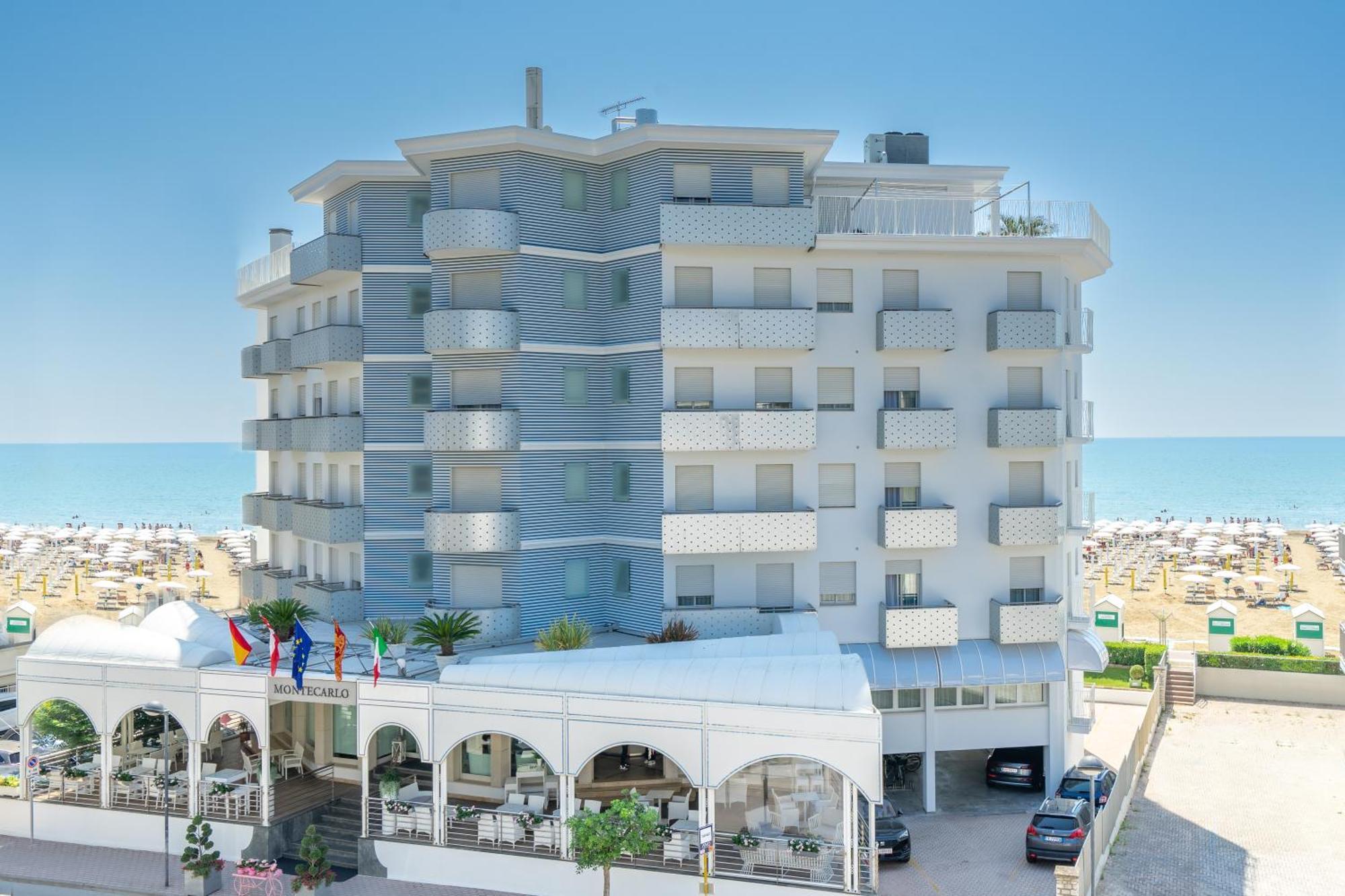 Hotel Montecarlo 3*